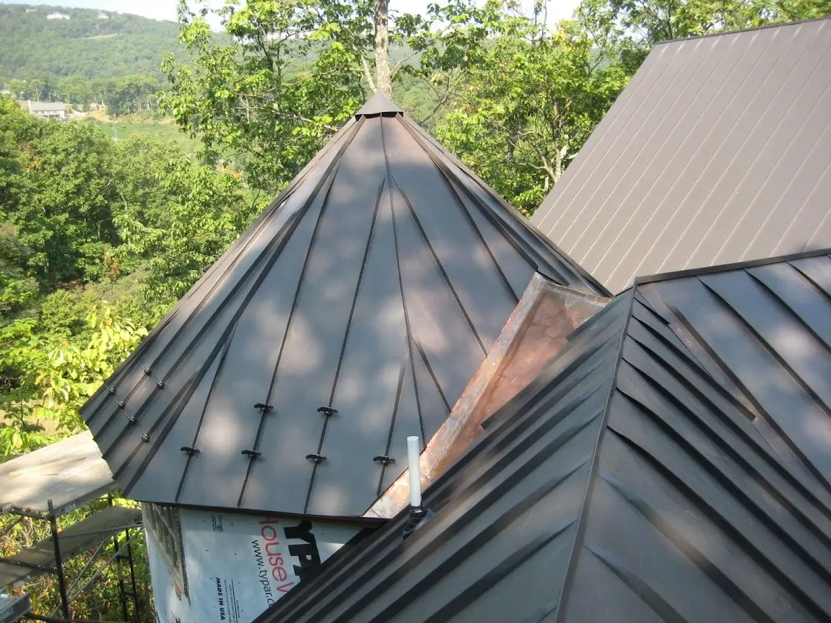 Professional Roof Tarp Installation by Craftsman Roofing in Elk Run
